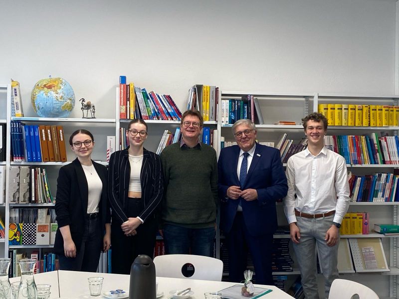 Herr Landrat Weiß als Interviewgast an unserer Schule 1